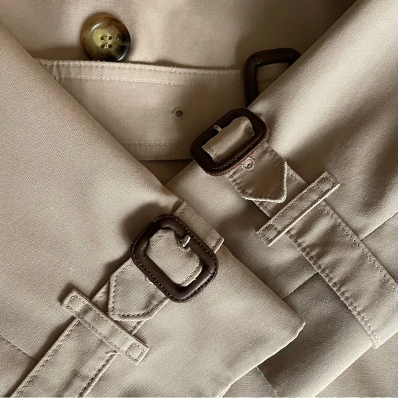 Burberry Trench Coat - Picture 9 of 16